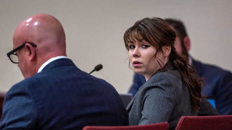 Hannah Gutierrez-Reed wegen fahrlässiger Tötung im Zusammenhang mit dem Tod von Halyna Hutchins verurteilt