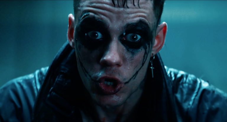 Bill Skarsgård ist auf Rache aus