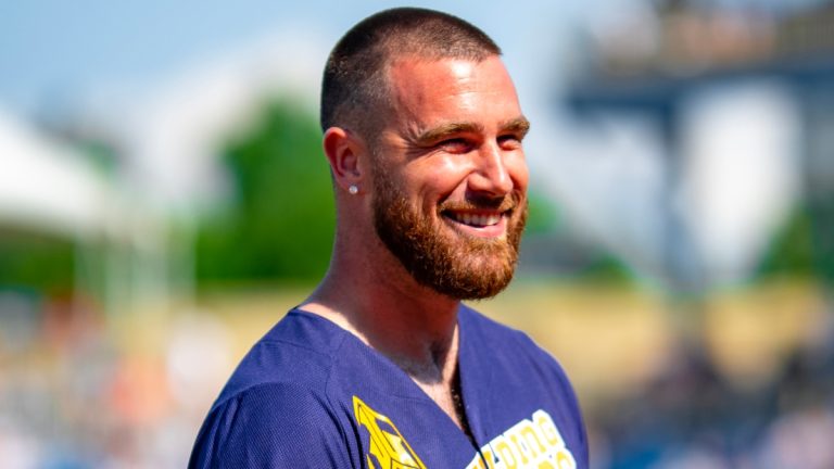 Travis Kelce in der neuen Ryan Murphy-Serie Grotesquerie besetzt