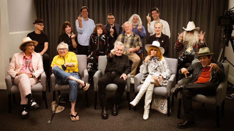 Fred Armisen veranstaltet „Old Punks“-Fokusgruppe in der John Mulaney Show