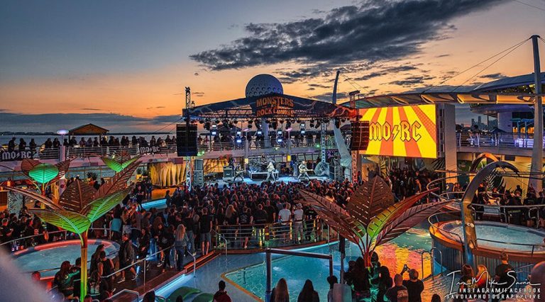 Aufstellung der Monsters of Rock Cruise 2025: Tesla, Extreme, Queensrÿche
