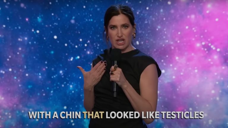 Kathryn Hahn fasst das gesamte MCU in einem Song zusammen: Ansehen