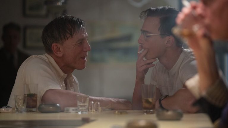 Daniel Craig & Drew Starkey Sizzle in Mexiko