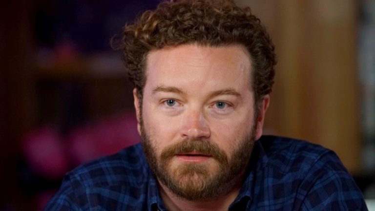 Die Anwälte von Danny Masterson stellen „unerwünschten Kontakt“ mit Geschworenen her: Bericht