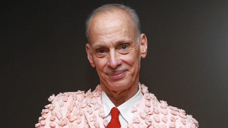John Waters spricht über Weihnachtstour und Liarmouth: Podcast