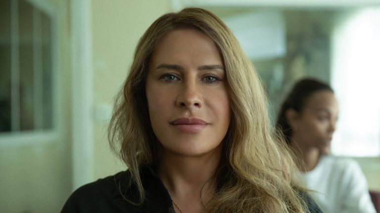Karla Sofía Gascóns rassistische, islamophobische, hitlerverträgende Tweets treten wieder auf