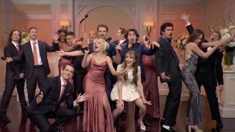 Domingo kehrt im neuen Sketch für SNL50 zurück: Uhr