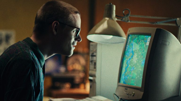 Black Mirror Thronglets Handy Game über Netflix verfügbar