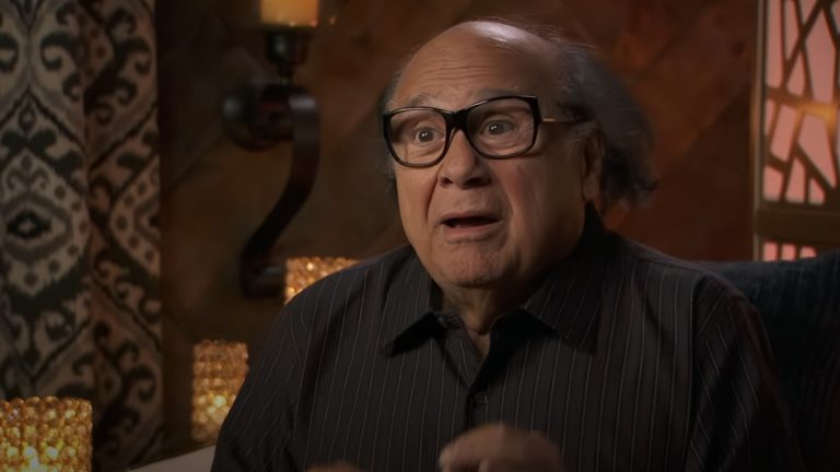 Frank sucht nach Liebe auf dem Goldenen Junggesellen in seiner immer sonnigen Staffel 17 -Trailer: Watch