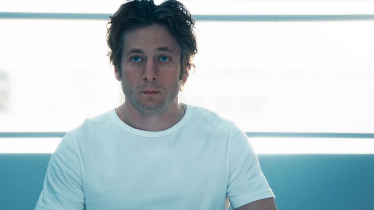 Die Bären -Staffel 4 Rezension: FX/Hulu -Dramedy -Kämpfe Burnout