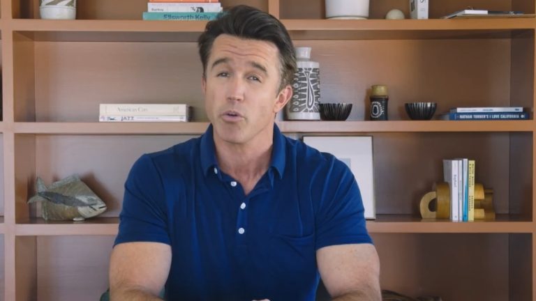 Rob McElhenney über den Namen Änderung: „irgendwie douchey“