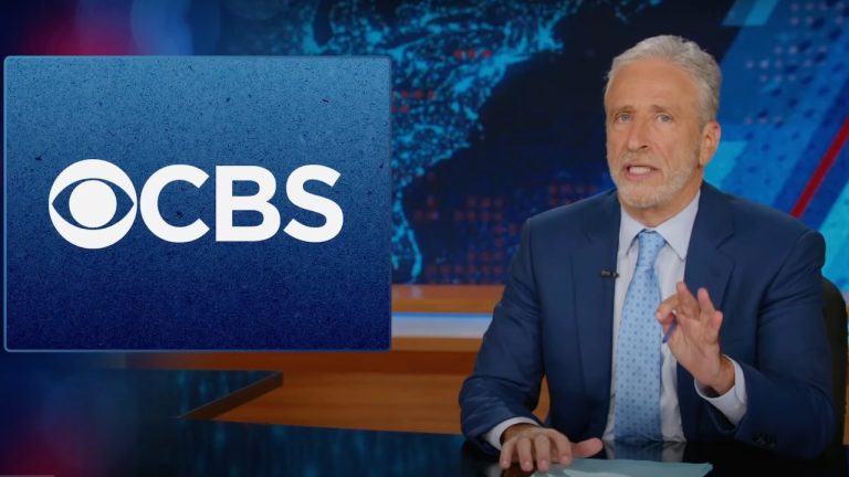 Jon Stewart reißt nach Colbert -Stornierung in Paramount