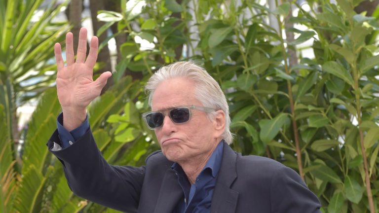 Michael Douglas sagt, er habe aufgehört zu handeln: „Ich musste aufhören“