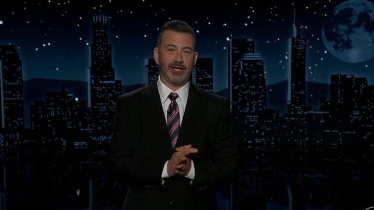 Jimmy Kimmel gibt einen emotionalen, entschlossenen Monolog in der ersten Show zurück von der Suspendierung