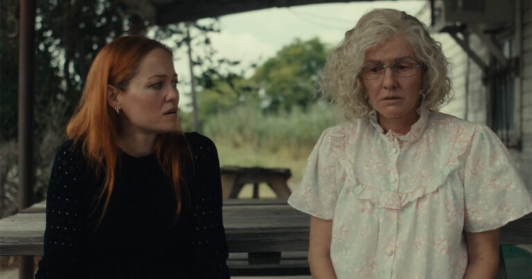 Erika Christensen und Penelope Ann Miller im After All: Podcast