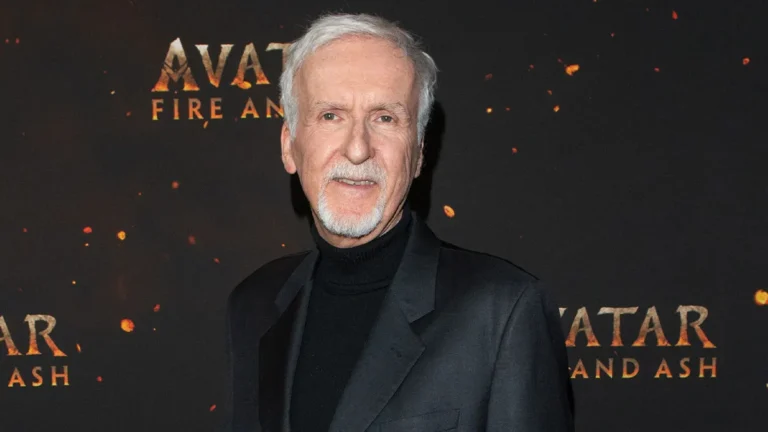 James Cameron sagt, er habe Amerika verlassen und sei in das „gesunde“ Neuseeland gegangen
