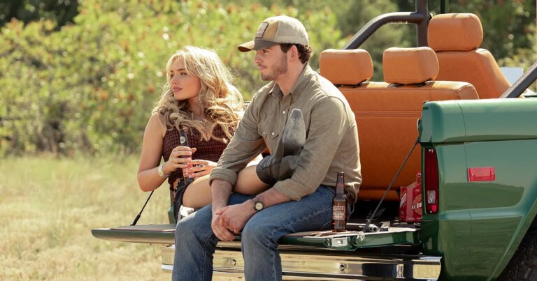 Natalie Alyn Lind über Yellowstone Spinoff Dutton Ranch: Podcast

