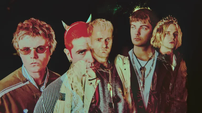 „Fontaines DC kündigen neues Album „Dopamine Chamber“ an und teilen es als Single“