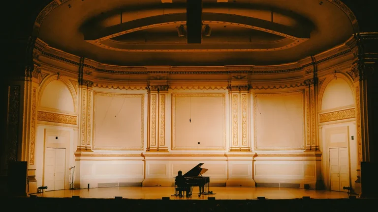 Cameron Winter kündigt Live-Auftritt in der Carnegie Hall an
