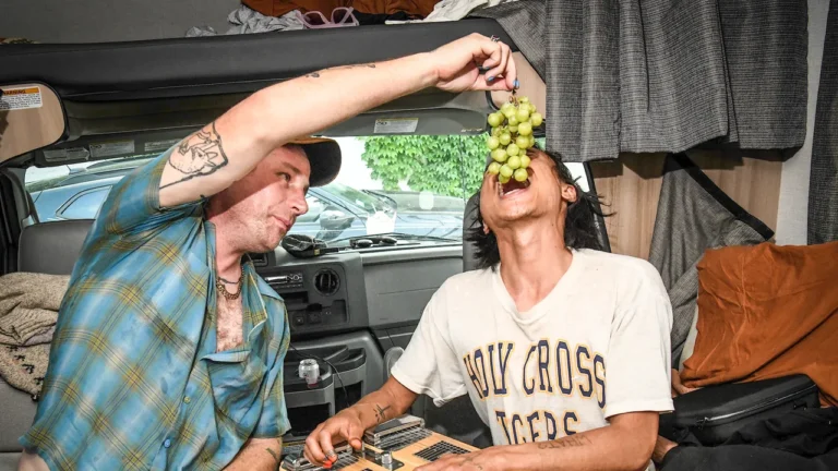 Twisted Teens unterschreiben bei Sub Pop