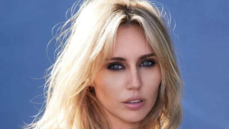 Lesen Sie die vollständigen Credits zu Miley Cyrus‘ Bass Persuades