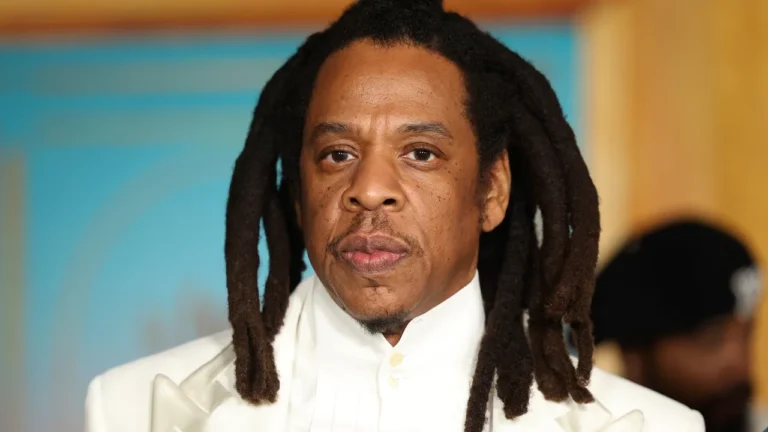Frau, die Jay-Z der Vergewaltigung beschuldigte, zieht Vorwürfe zurück