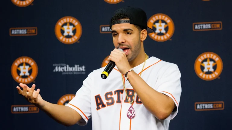 Der „Choosin‘ Texas“-Remix von Drake und Don Toliver ist offiziell da