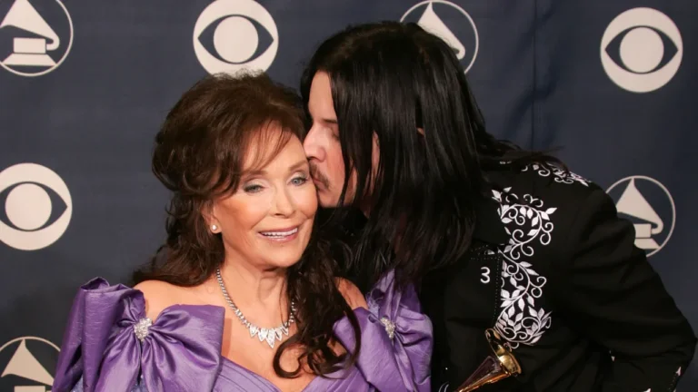 „Van Lear Rose“ von Loretta Lynn kehrt zum Streaming zurück