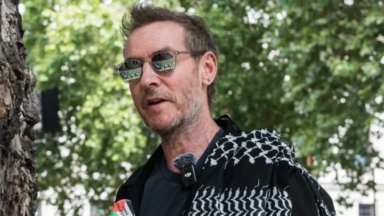 Robert Del Naja von Massive Attack veröffentlicht neue Songs für den Gaza-Dokumentarfilm